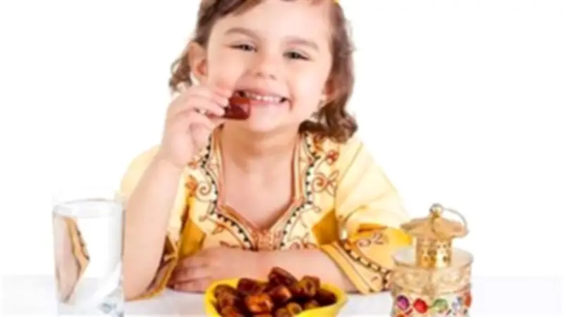 أطعمة تقلل العطش للأطفال الصائمين في رمضان.. نصائح طبية هامة