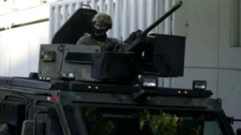 الولايات المتحدة تحذر مواطنيها في المكسيك بعد مقتل زعيم عصابة إل مينشو في عملية عسكرية