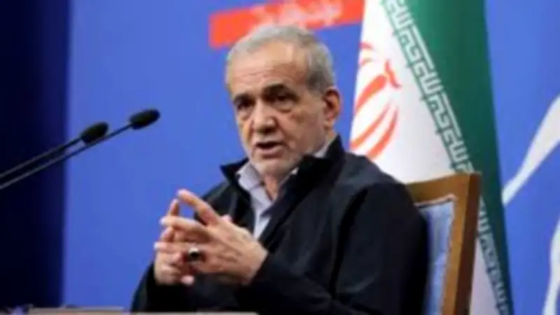 الرئيس الإيراني بازشكيان: ملتزمون بالسلام ومستعدون لأي تطورات في مفاوضات جنيف