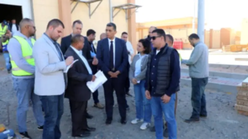 محافظ البحر الأحمر يمنح مهلة شهر لتشغيل المجزر الجديد بشمال الأحياء