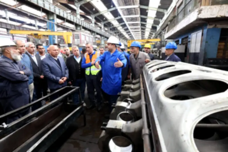 وزير النقل: ورش إيرماس أحد أهم ركائز إجراء عمرات الجرارات بالسكة الحديد