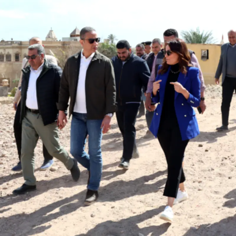 محافظ الجيزة يتفقد منطقة نزلة السمان لمتابعة مشروعات التطوير الجارية