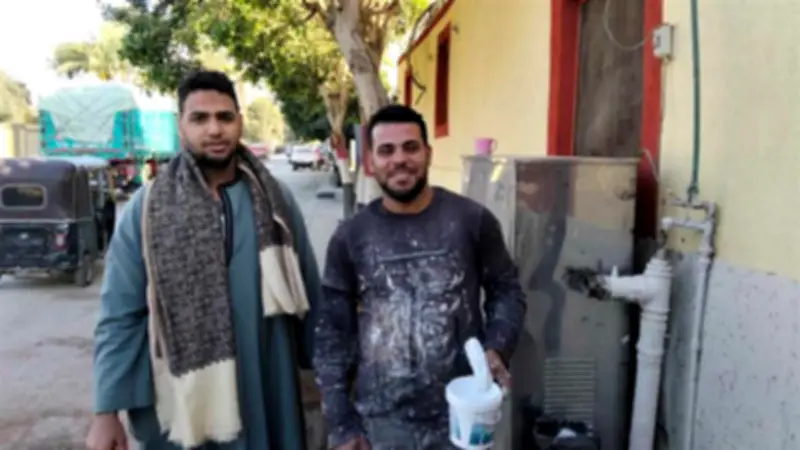 بـ«الفرش والأنوار».. مبادرة شبابية في أسيوط لتزيين بيوت الله في رمضان