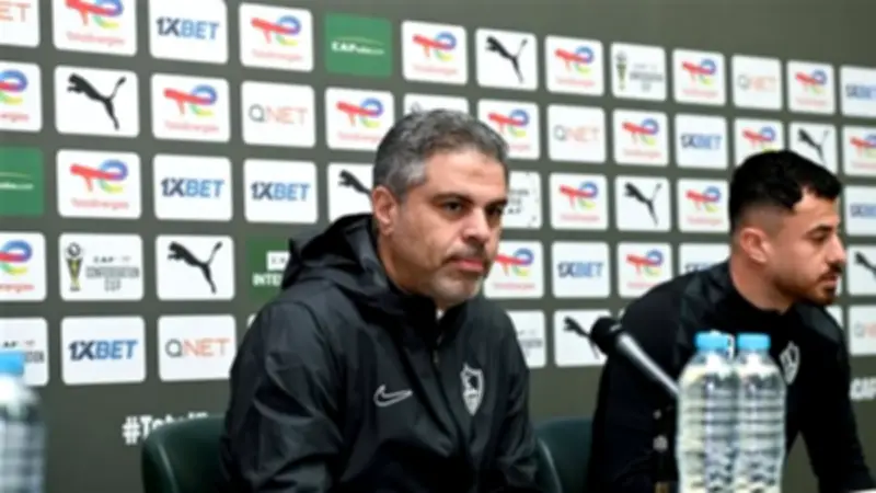 معتمد جمال يعقد جلسة خاصة مع مهاجمي الزمالك قبل مواجهة زد في الدوري الممتاز