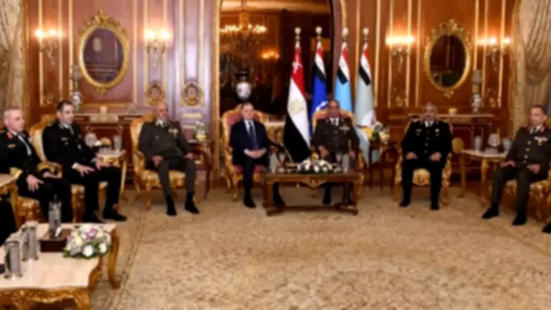 وزير الدفاع يؤكد: القوات المسلحة والشرطة درع الوطن الساهر على أمنه واستقراره