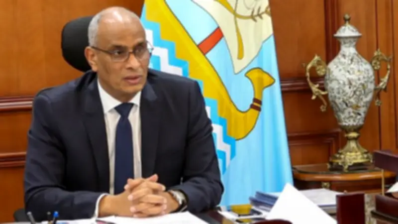 محافظ كفر الشيخ يستمع لشكاوى المواطنين في لقاء مباشر لتحسين الخدمات