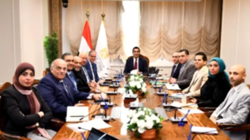 وزير الشباب والرياضة يلتقي المنظمة المصرية لمكافحة المنشطات لتعزيز التعاون في الرياضة النظيفة