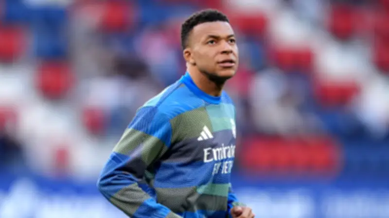 شكوك حول مشاركة مبابي في مواجهة بنفيكا ضمن دوري أبطال أوروبا