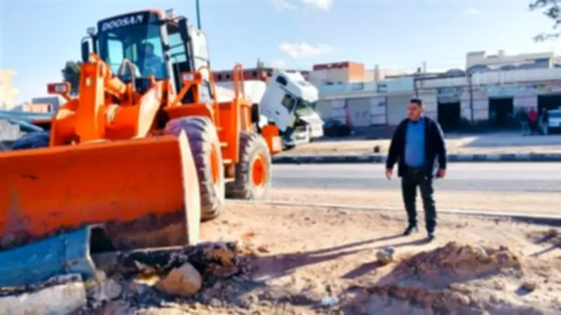 رئيس مدينة مرسى مطروح يتفقد حملات النظافة الشاملة وتحسين المظهر الحضاري في مناطق حيوية