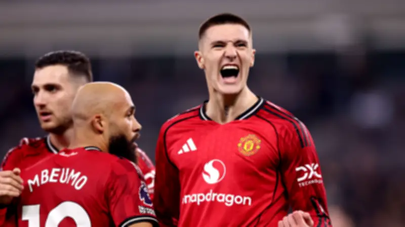 مانشستر يونايتد يخطط لخطف صفقات جديدة من البريميرليج في الانتقالات الصيفية
