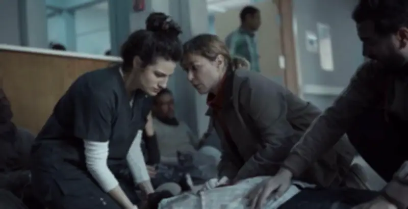 كيرا يغني 'تعيش لحظة فارقة' في حفل صاخب بأرض المعارض