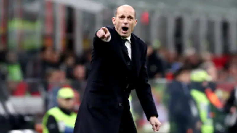 أليجري يتردد في مستقبله مع ميلان.. وعلاقته بالنادي تشهد تدهورًا ملحوظًا