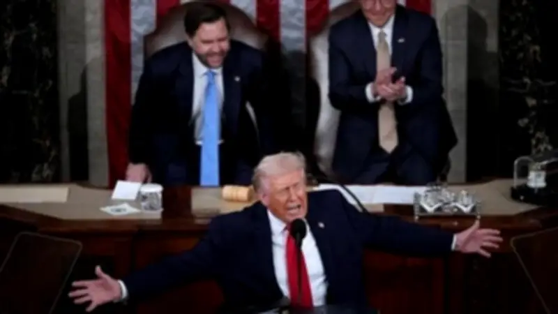 إيران: ترامب ضحية الأخبار المزيفة وطهران تؤكد عدم تطوير صواريخ تهدد أمريكا