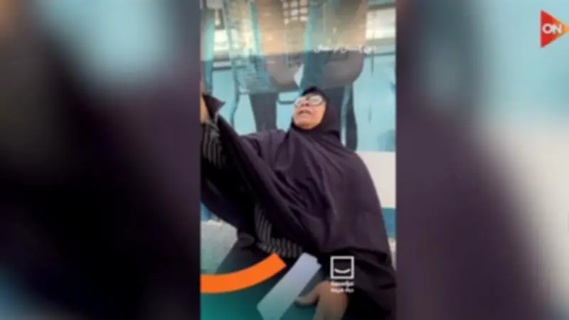 «حياة كريمة» تقدم دعمًا ماليًا لأم تعيل ابنين مكفوفين وتواجه تحديات الحياة اليومية