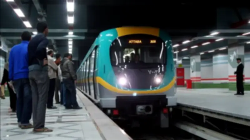 مترو الأنفاق يشن حملات موسعة ضد الباعة الجائلين ويقرر غرامات فورية