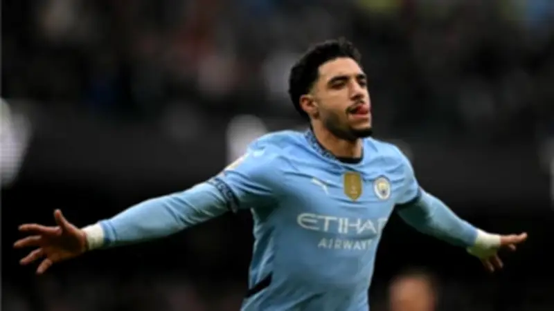 برشلونة يضع عمر مرموش نجم مصر في قائمة اهتماماته لتعزيز خط الهجوم