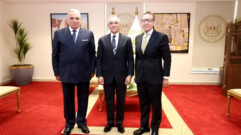 وزير العدل يستقبل مجلس إدارة نادي قضاة مصر لتعزيز التعاون ودعم القضاء