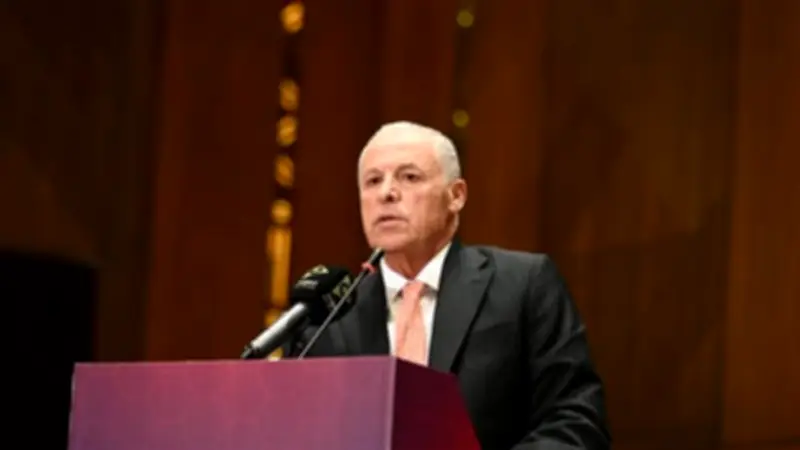 أبو ريدة يمثل فيفا في اجتماع المجلس الدولي لكرة القدم لمناقشة قوانين اللعبة