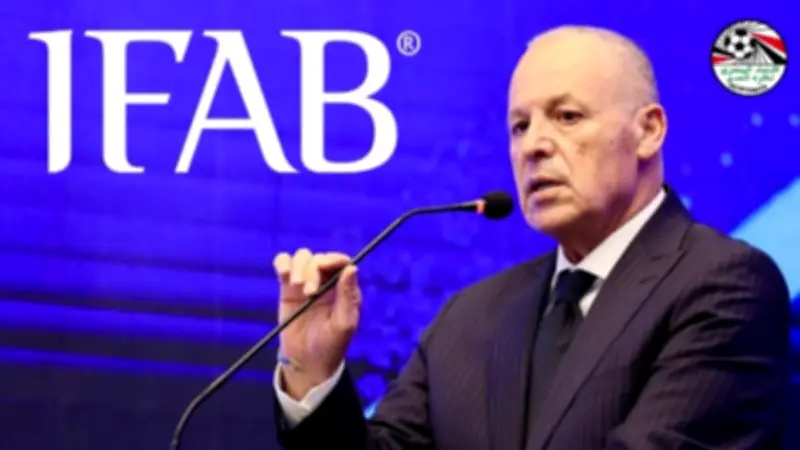 أبو ريدة يمثل فيفا في اجتماعات المجلس الدولي لكرة القدم لمناقشة قوانين اللعبة