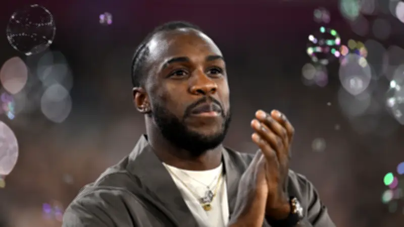 بعد حادث السيارة المروع.. ميكايل أنتونيو يغادر إنجلترا نحو تجربة عربية جديدة