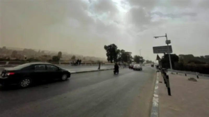 الأرصاد تحذر من انخفاض حاد في درجات الحرارة وأمطار ورياح نشطة اليوم