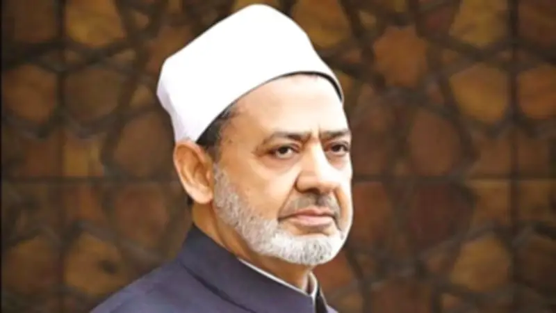تطورات الحالة الصحية لشيخ الأزهر بعد مكالمة السيسي وموعد عودته لمكتبه