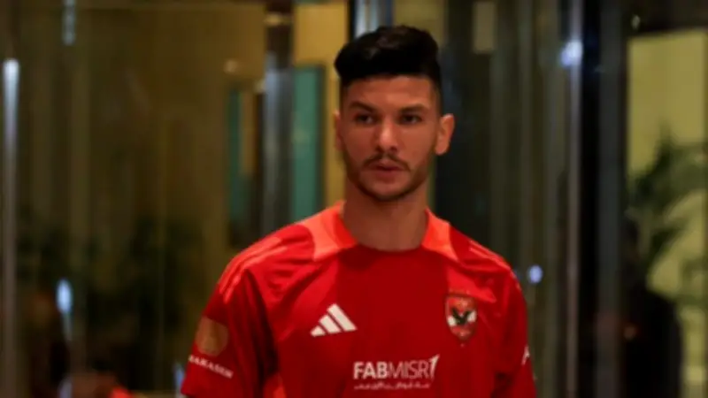 أشرف داري يهدد برفع قضية دولية ضد الأهلي بسبب فسخ العقد