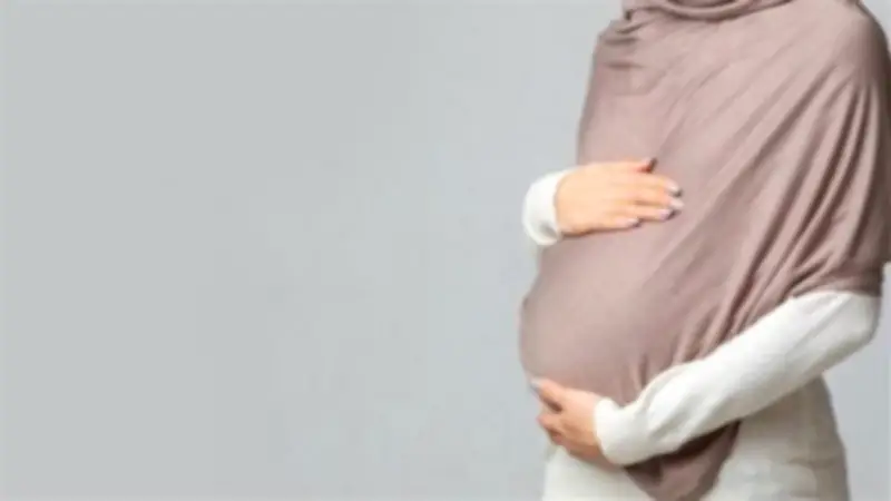 الصحة تحذر الحوامل: أطعمة ممنوعة وخطيرة تهدد صحة الجنين والأم