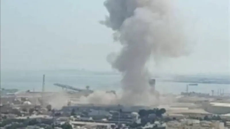 تصعيد عسكري خطير: صواريخ إيرانية تقصف قواعد أمريكية في دول الخليج