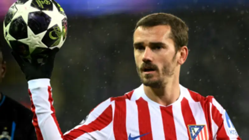 برشلونة يقرر مصير جريزمان مع أتلتيكو مدريد في مفارقة مدريدية مثيرة