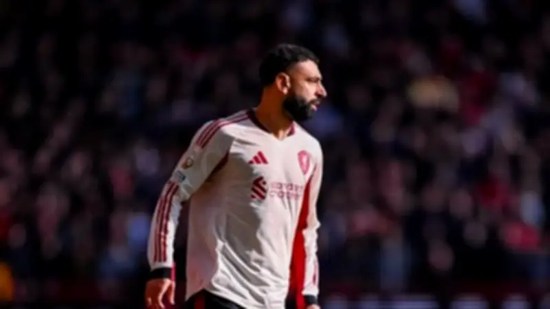 محمد صلاح يقود هجوم ليفربول في مواجهة وست هام بالدوري الإنجليزي