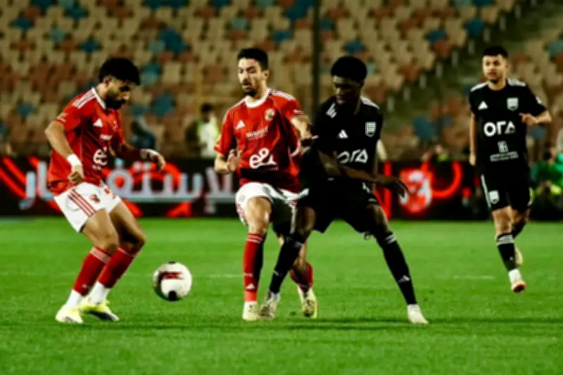 الأهلي يضيع فرصة الصدارة في الدوري المصري بتعادل صعب مع زد