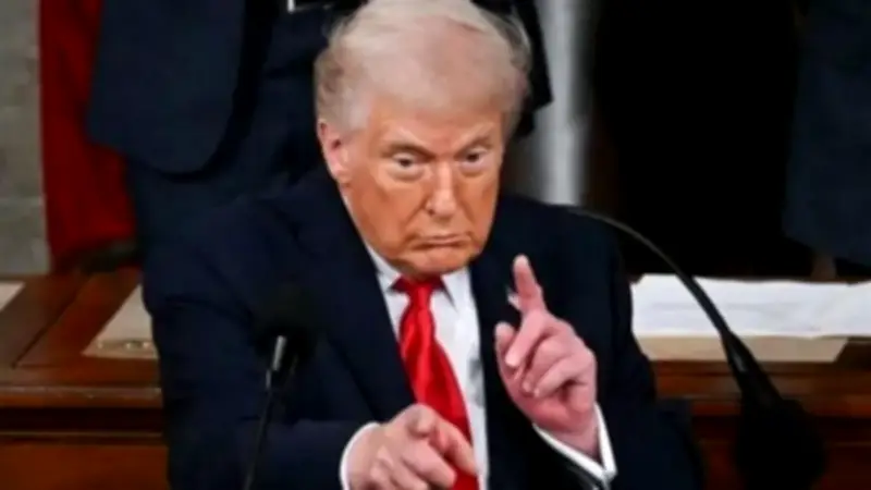 ترامب يعلن عن مرشحين أكفاء لخلافة خامنئي ويؤكد متابعة الملف النووي الإيراني عن كثب