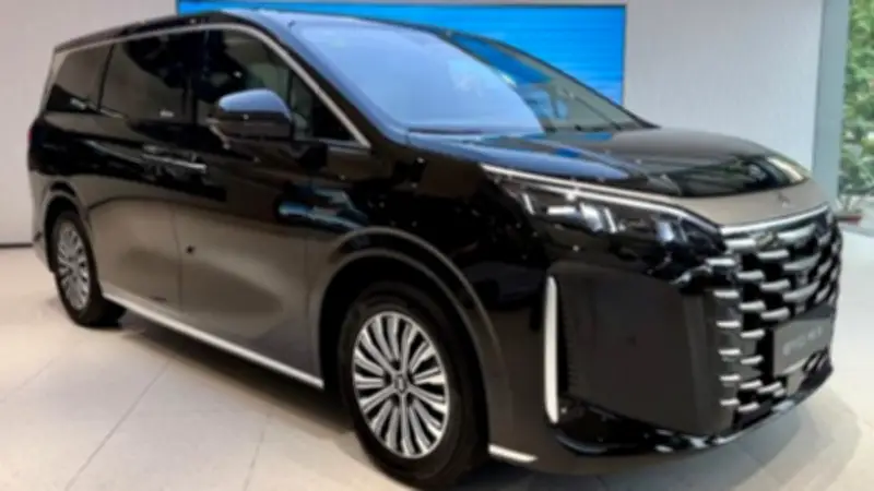 بي واي دي تطلق M9 الجديدة: سيارة عائلية هجينة بتصميم عصري وتقنيات متطورة