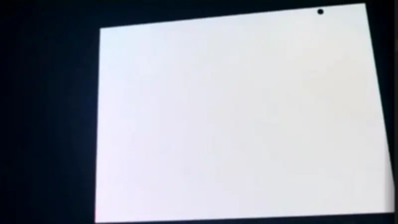 هاتف سامسونج TriFold يثير الجدل: مشاكل في الشاشة الداخلية تظهر بعد إطلاقه بأسابيع