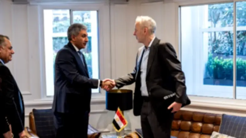 وزير السياحة والآثار يبحث مع منصة Trip Advisor العالمية تعزيز التعاون ونتائج الحملة الترويجية