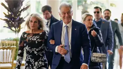 وثائق أمريكية تكشف دعوة دكتور أوز لإبستين في يوم الحب عام 2016