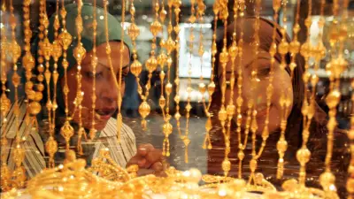 أسعار الذهب في الإمارات تستقر.. عيار 21 عند 542 درهماً والأونصة العالمية 5059 دولاراً