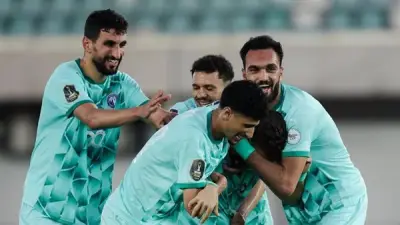 مواجهة نارية بين بيراميدز وإنبي في الدوري المصري: تاريخ المواجهات وتوقعات اللقاء