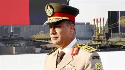 الرئيس السيسي يستقبل وزيري الدفاع الحالي والسابق في إطار التعديل الوزاري