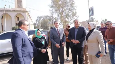 محافظ دمياط يتفقد موقع موقف سيارات الأجرة الجديد بمدينة السرو لتنظيم النقل
