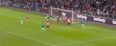 سندرلاند يهزم ليفربول في الدوري الإنجليزي بأداء مذهل من محمد صلاح