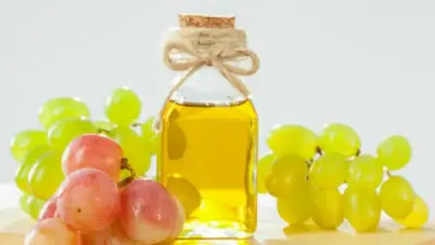 زيت بذور العنب: دعم متكامل لصحة القلب والبشرة اليومية