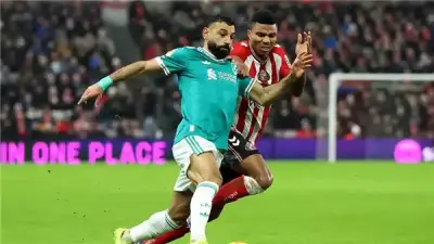 جيرارد يهنئ صلاح بعد معادلة رقمه القياسي في التمريرات الحاسمة لليفربول