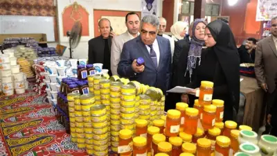 محافظ الدقهلية يفتتح معرض سلع غذائية مجاني للأسر الأولى بالرعاية في طلخا