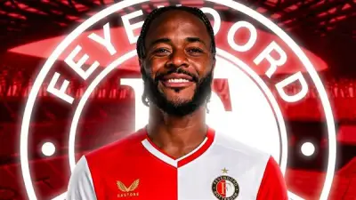 رحيم سترلينج يوقع رسمياً مع فينورد الهولندي في صفقة انتقال حر