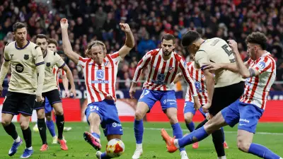 خبير تحكيمي إسباني ينتقد إلغاء هدف برشلونة في مواجهة أتلتيكو مدريد