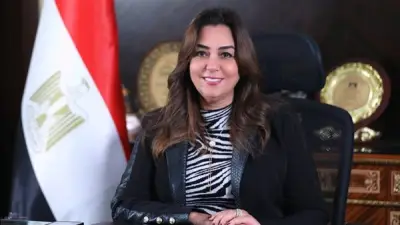 اجتماع وزيرة التنمية المحلية والبيئة يركز على المخلفات الصلبة والاقتصاد الأخضر لتحسين الخدمات