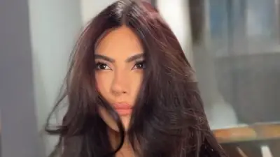 هدى المفتي تخطف الأنظار بإطلالة شتوية أنيقة بالفرو عبر إنستجرام