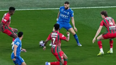 الهلال يهيمن على الشوط الأول بثنائية نظيفة أمام الاتفاق في الدوري السعودي